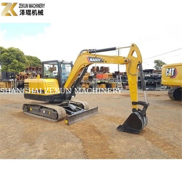 5 tonnes de poids de fonctionnement mini-excavatrice SY55C Pro par une excavatrice Sany utilisée