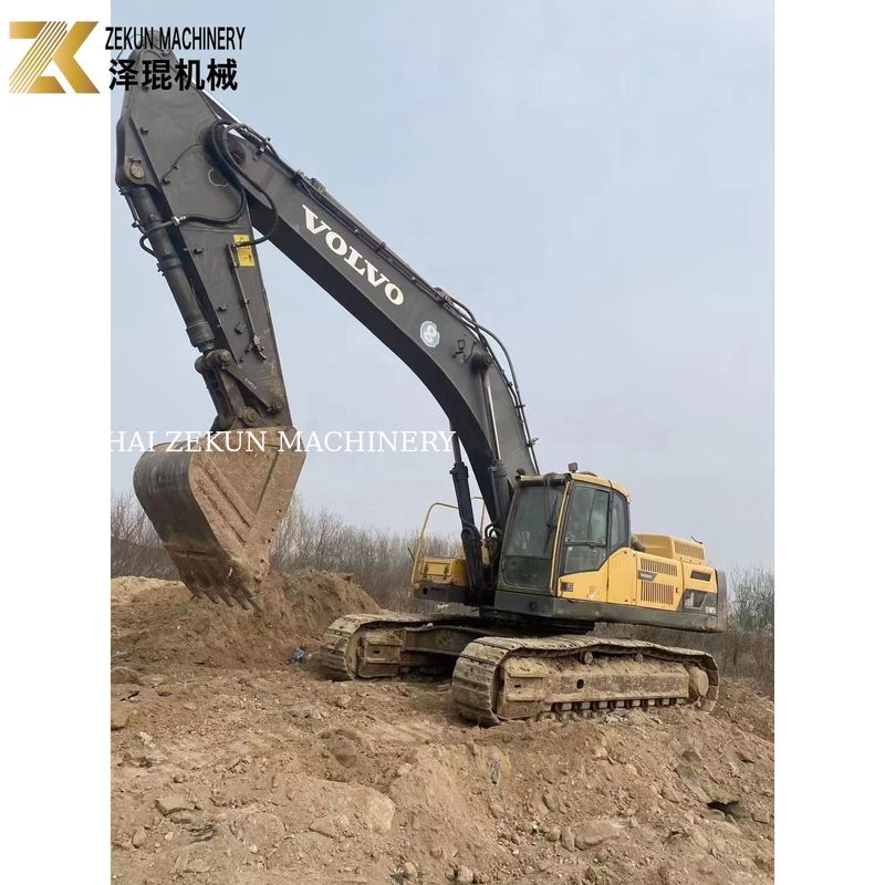 Excavateur d'occasion de 48 tonnes Volvo EC480DL avec une puissance de 265 kW et 4001-6000 heures de travail