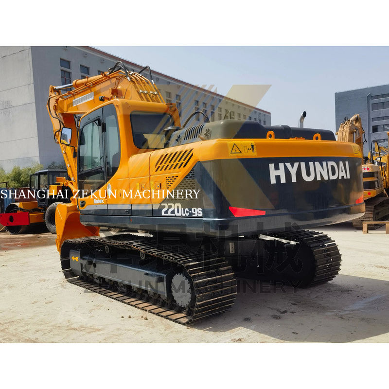 Excavateur Hyundai 220 220-9 d'origine coréenne d'occasion de 2019 avec une masse opérationnelle de 22 tonnes