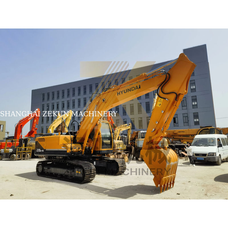 Excavateur Hyundai 220 220-9 d'origine coréenne d'occasion de 2019 avec une masse opérationnelle de 22 tonnes