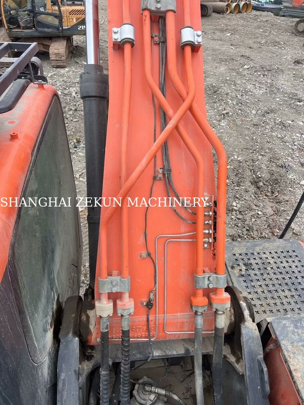 Excavateur Doosan DX380 d'occasion 2020 avec 4 816 heures de travail en bon état