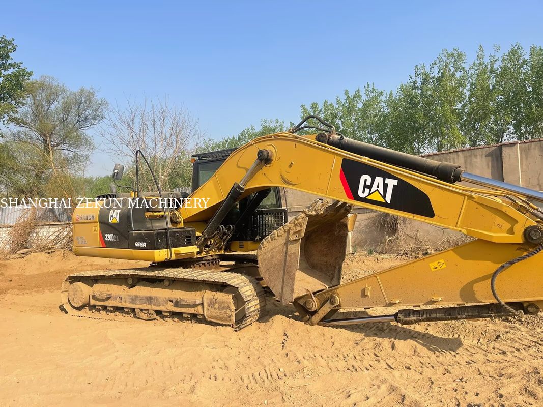 Excavateur 2020 Cat 320D2L 21 Tonnes 5127 Heures Parfait pour les achats B2B