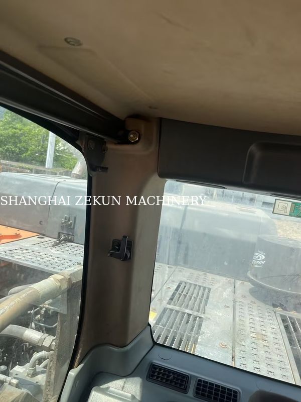 Excavatrice Doosan DX500LC-9C d'occasion, 800 tr/min, puissance et hauteur de creusage maximale 11