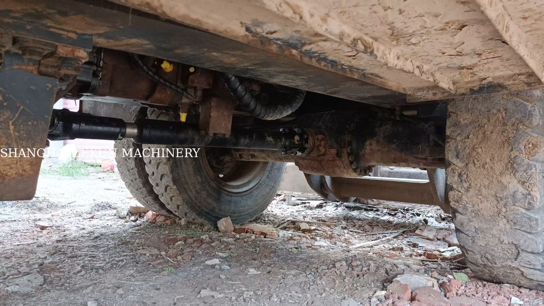 Hyundai R210W-9 Excavateur à roues 330 L Capacité du réservoir de carburant et vanne hydraulique