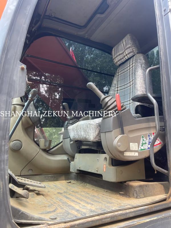 Excavatrice Hitachi ZX350H-3 de 2016, cabine climatisée, profondeur de fouille maximale 460 mm, 5600 heures, en excellent état