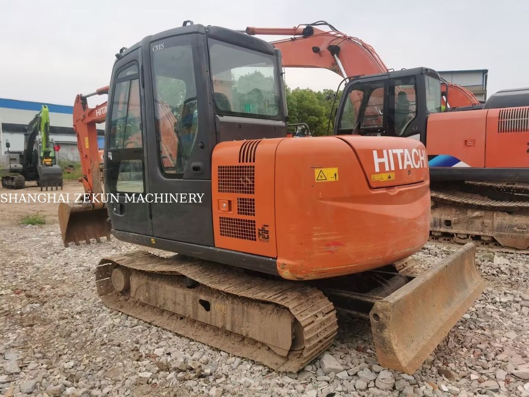 2023 Hitachi ZX60C-6A Excavator 2785 heures Poids de fonctionnement 5 Répond à la norme d' émission de niveau 3 / étape III
