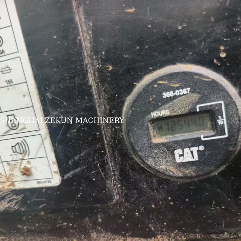 2017 CAT 307E2 Excavatrice 12544 heures Hauteur de déversement maximale 070 mm Pression hydraulique 28 MPa