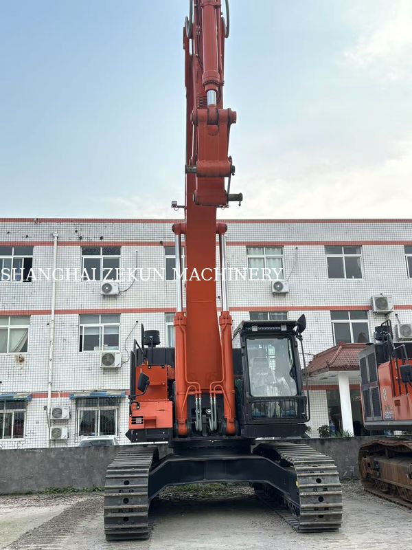 2024 Hitachi ZX520LCH Excavator Max Reach au niveau du sol 12 déplacement 15,68 L pour le prochain projet