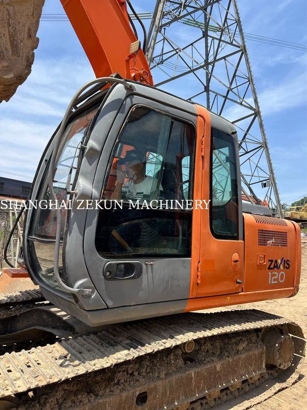 Hitachi ZX120-6 Excavateur 14165h pour les besoins commerciaux Capacité du réservoir de carburant 240 L Pression hydraulique 34,3 MPa
