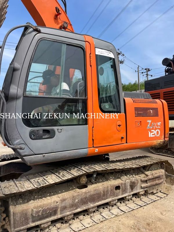 Pelle Hitachi ZX120-6 d'occasion avec bras de 2,5 m et hauteur de déversement maximale de 210 mm, 11158 heures