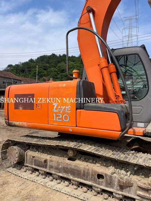 Pelle Hitachi ZX120-6 d'occasion avec bras de 2,5 m et hauteur de déversement maximale de 210 mm, 11158 heures