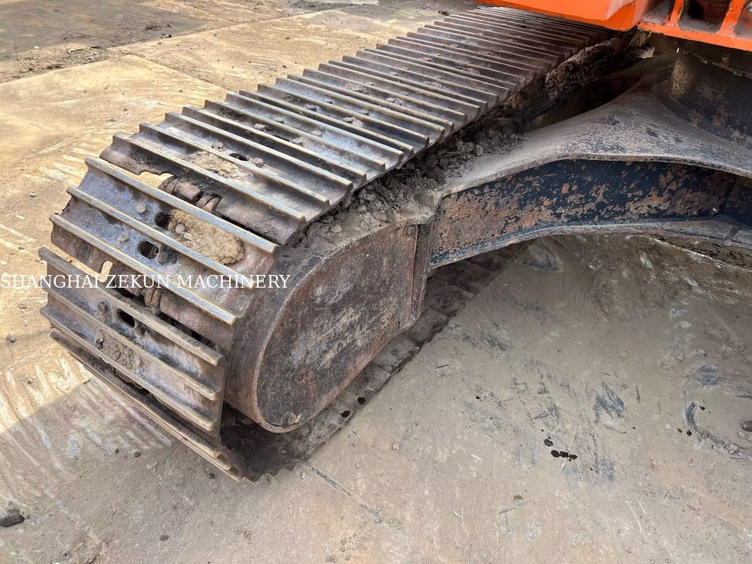 Excavatrice utilisée Hitachi ZX130-6 Avec 11053 heures 4,6m Longueur du boom 34,3 MPa Pression hydraulique