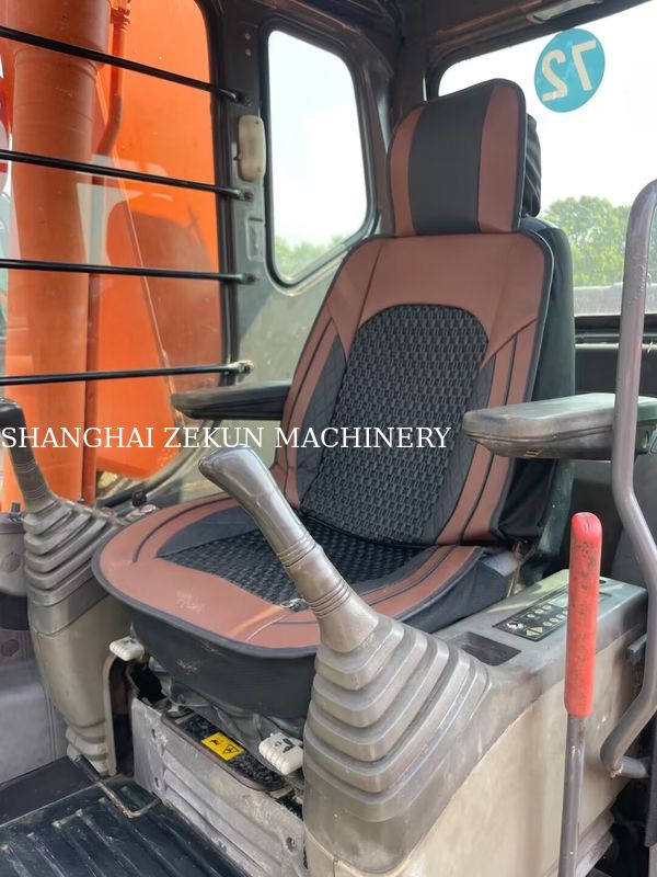 Hitachi ZX200-3G Excavateur 11056 heures Vitesse de déplacement de 3,5 / 5,5 km/h