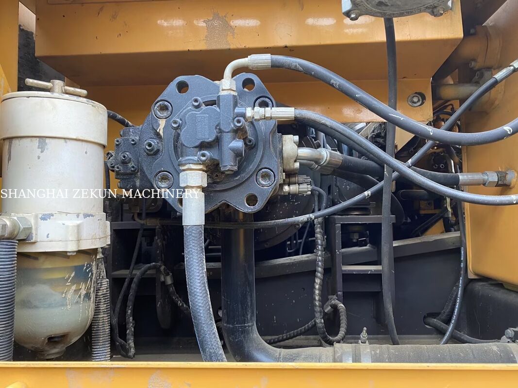 Excavateur à rouleaux mobiles CAT Capacités flexibles Excellent état parfait pour les chantiers de construction à grande échelle